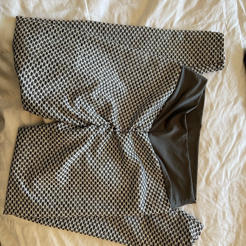💚 Famous tik tok srunch butt leggings